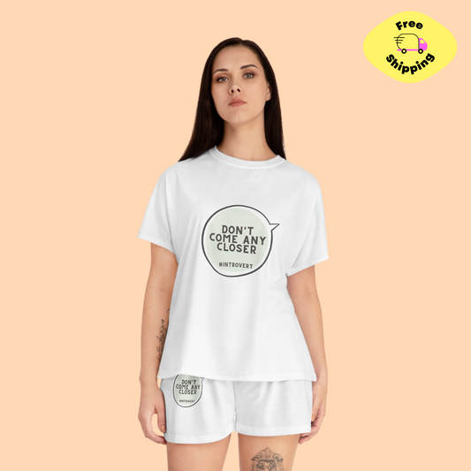🚫 Sweet Dreams, No Disturbances Allowed: "Don’t Come Any Closer" Pyjama Set 😴✨